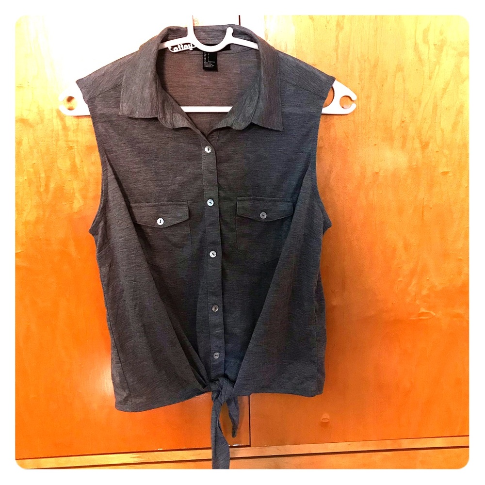 F21 Heather Gray Button Up